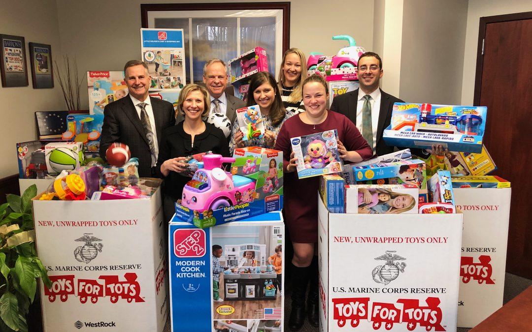 Jacobi Spreads Holiday Cheer!